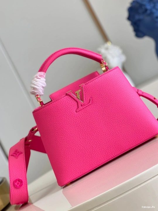 BB CAPUCINES LOUIS VUITTON 0413